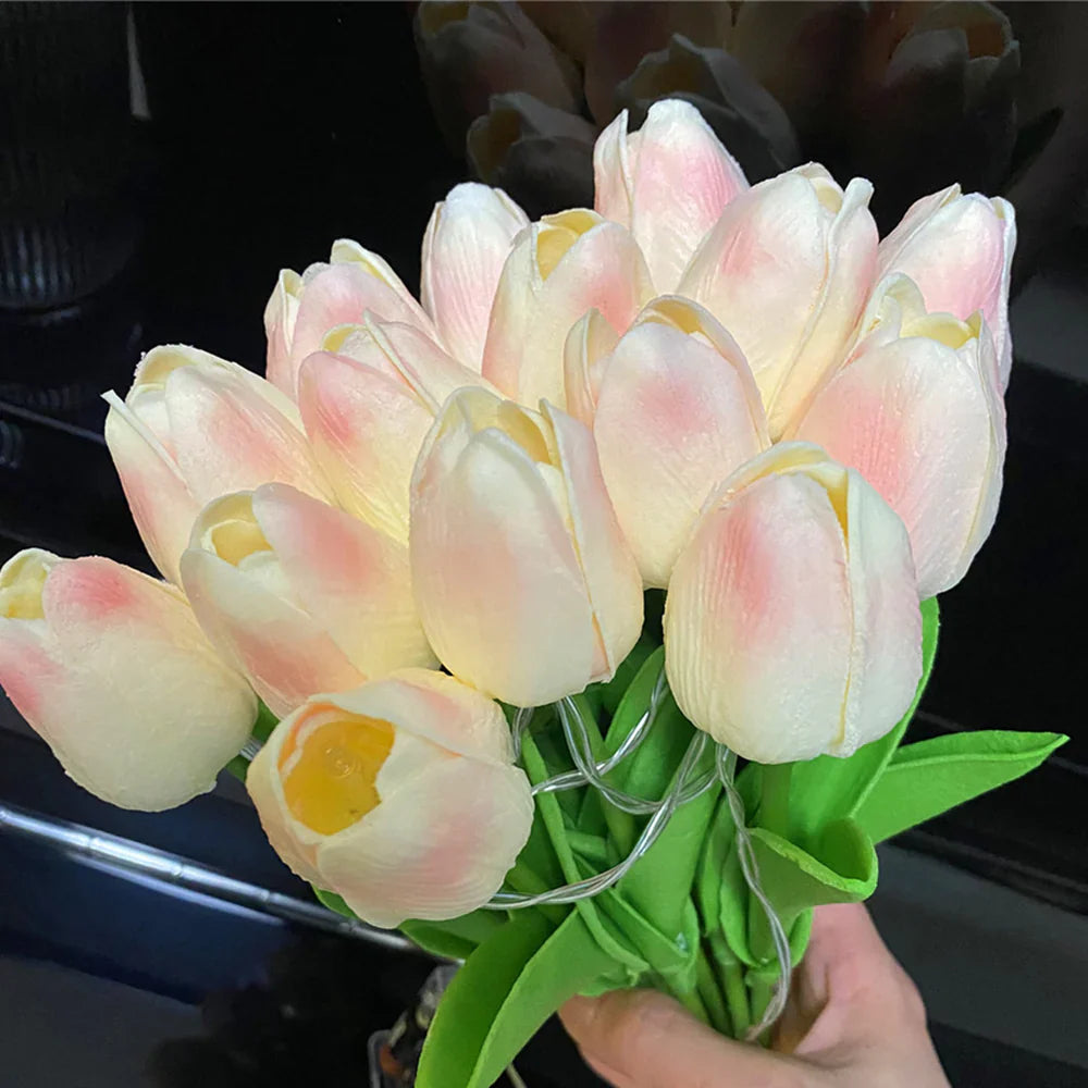 FloraLamp™ LED-Tulpenstrauß | 50% Rabatt