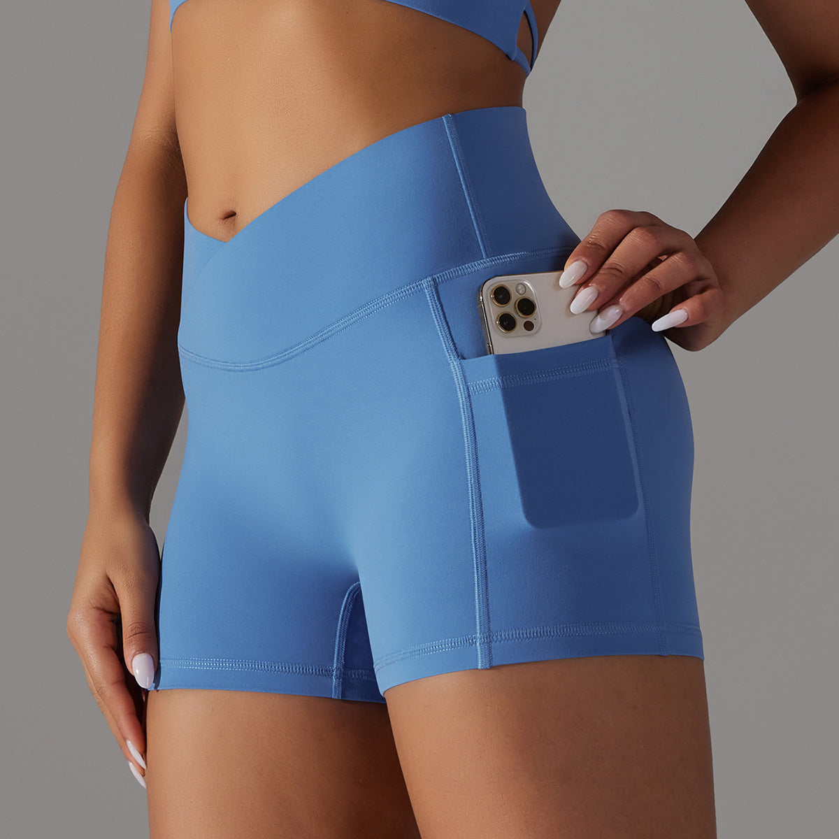 FitNest™ - Die ultimative Sportshorts mit Handytasche für Frauen